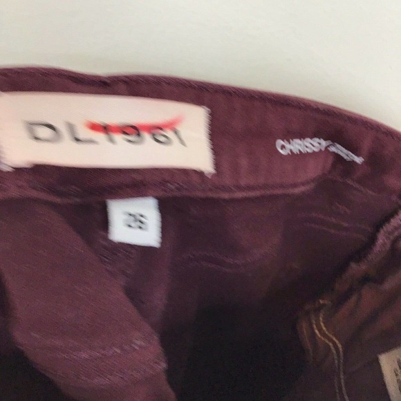 DL1961 Chrissy Trimtone Skinny Rouge Noir Jeans - Picture 11 of 12